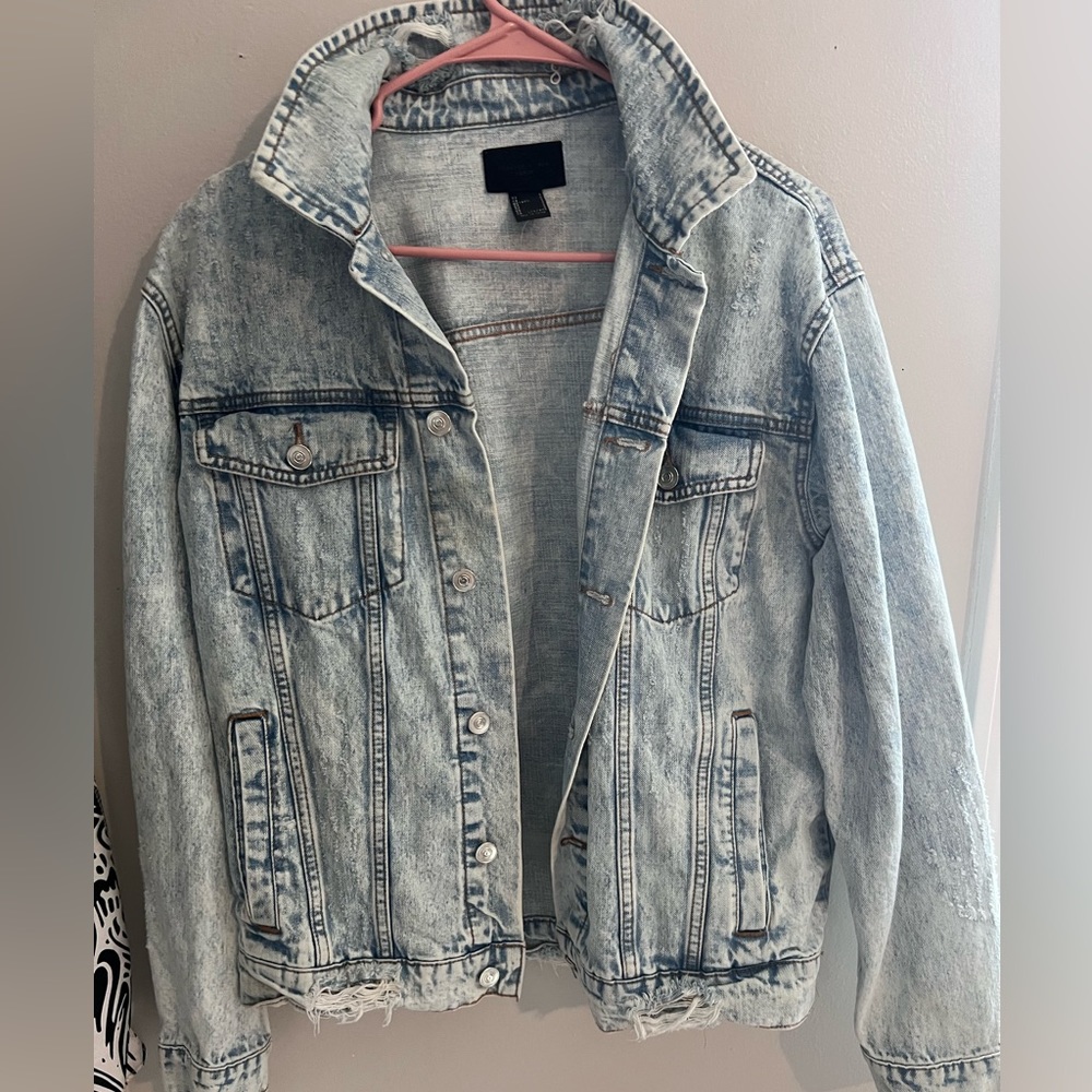 Forever 21 men’s jean jacket / S